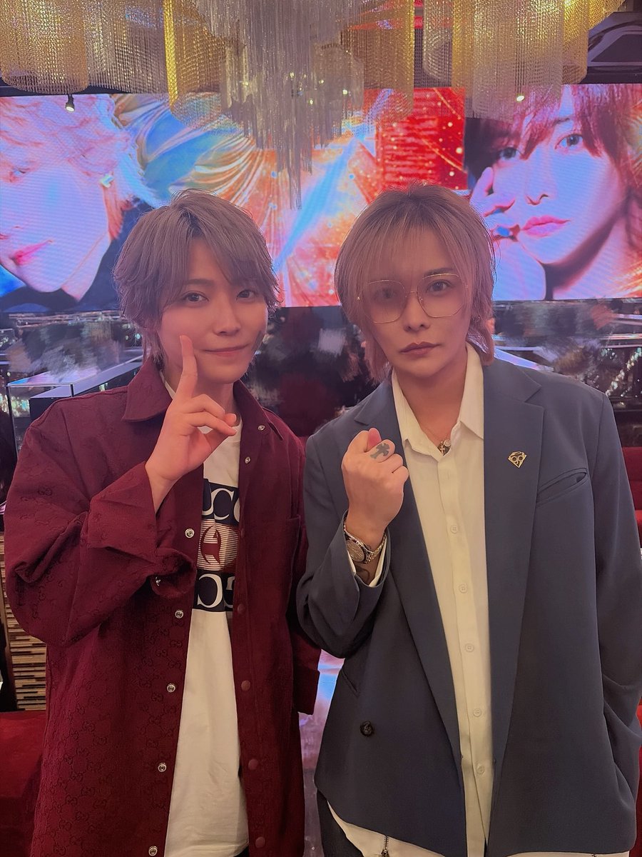 top_bekkan's tweet photo. #𝐓𝐎𝐏𝐃𝐀𝐍𝐃𝐘別館

昨日は常務取締役任命式に際し、
多数のお客様にご来店賜り
誠にありがとうございました。

別館のこれからを支えていく新たな常務取締役は、
その重責を背負う覚悟を感じさせる表情を見せておりました。

皆様とともにこの節目をお祝いできましたこと、
心より感謝申し上げます。

今後、別館をさらに牽引していく存在として歩んでいく
新常務取締役への変わらぬご声援を、
何卒よろしくお願い申し上げます。

新常務取締役
・壱聖 / @issei_0214top 
・秋月 まこと / @akizukimakoto_