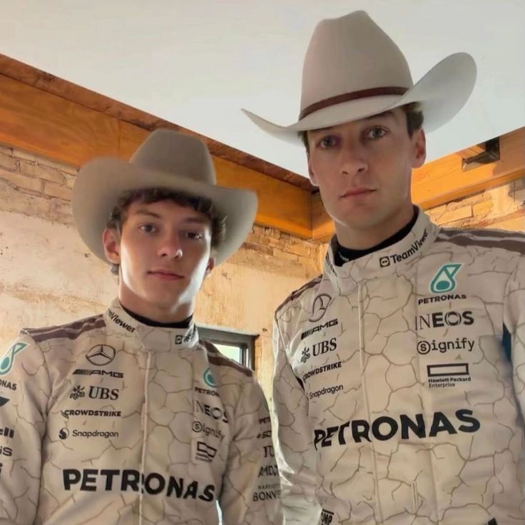 gowri 高瑞 tweet media