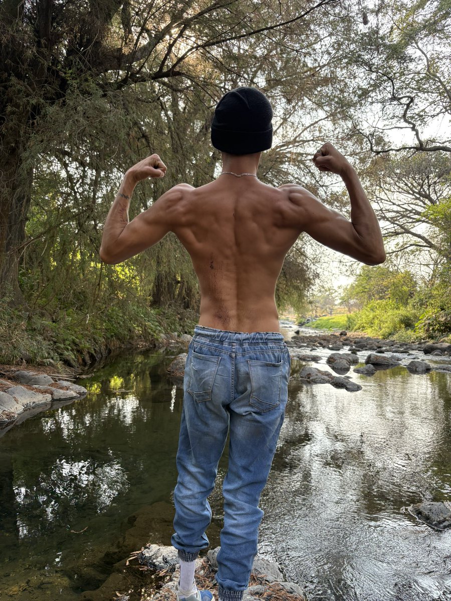 papi_Justin_xx's tweet photo. Que guapooo😍 https://t.co/RfXxsIgX8o
