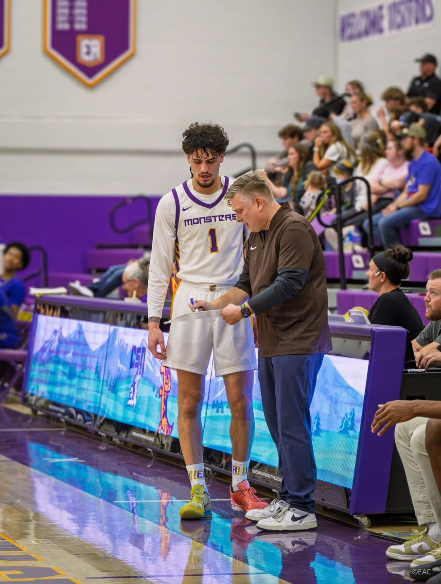 Christopher Treacher tweet media