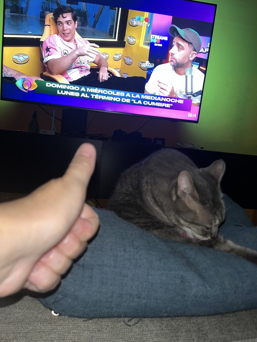 lolefreda's tweet photo. @Poggi #elafter  @telefe https://t.co/dzAbHe8yva