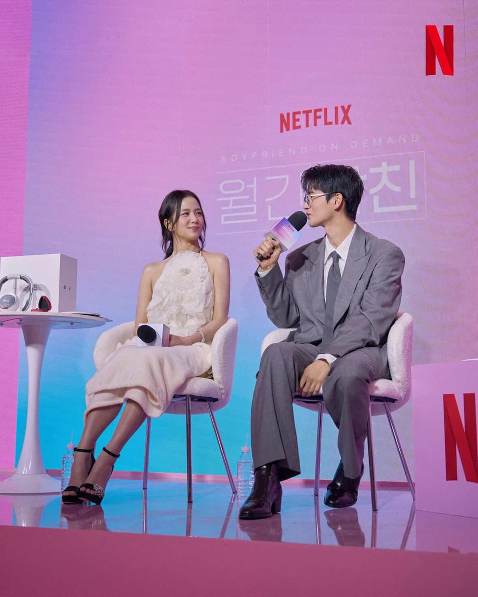 Yesterday’s highlights of JISOO and Seo In-guk at Boyfriend On Demand after-party event. 

📸Netflix Korea Broadcast Channel