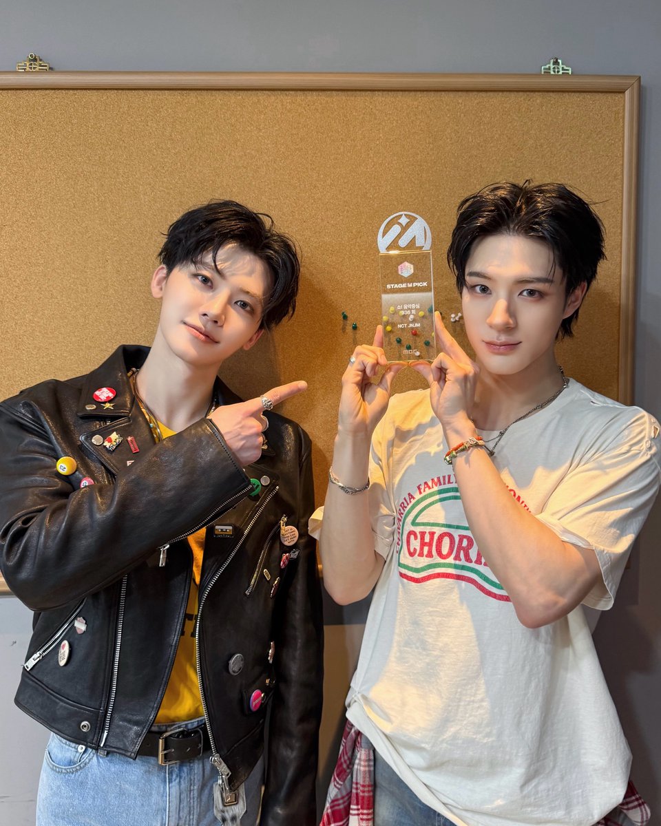 🏆 STAGE M PICK : MBC 쇼! 음악중심 936회차

#스테이지엠픽 1위 아티스트는
.
.
#NCTJNJM #BOTHSIDES #NCTJNJM_BOTHSIDES
축하드립니다 🐶🐰💚