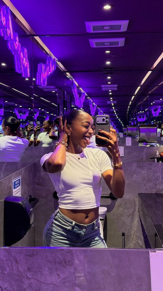 Nurse Decha  🦋 tweet media