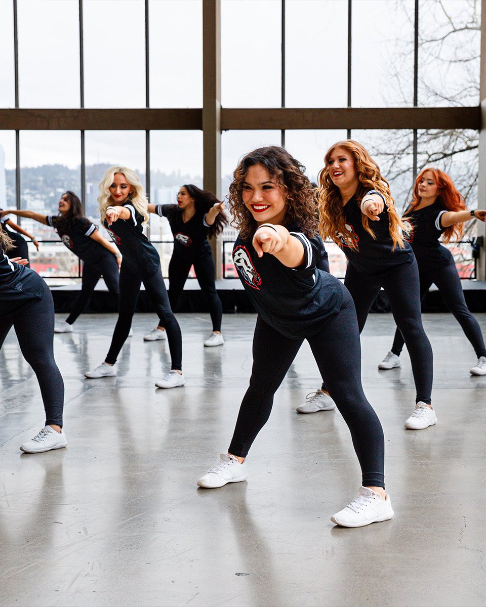 x - Portland Winterhawks tweet media