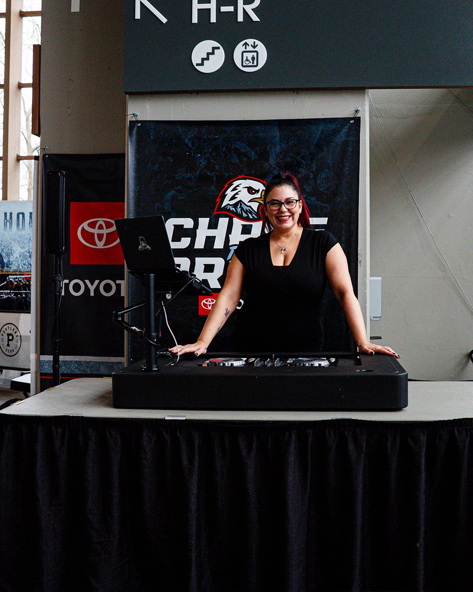 x - Portland Winterhawks tweet media