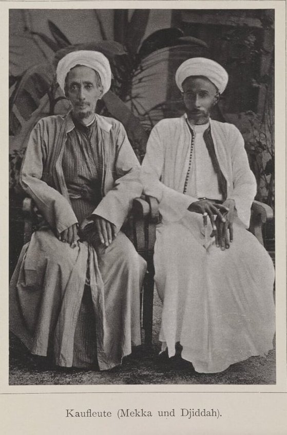 وَد كَاهِـــــ♔ـــــل tweet media