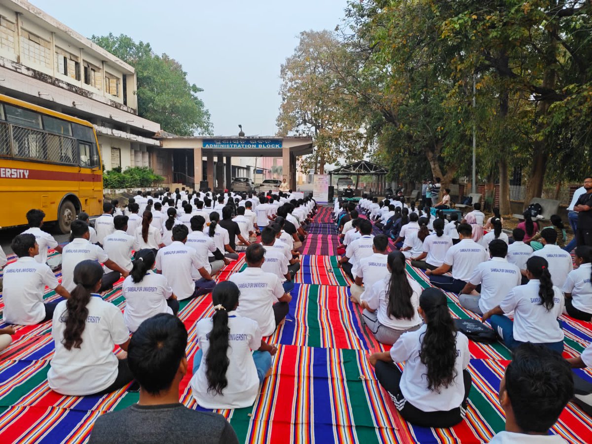 nssbbsr's tweet photo. Yoga practice during National Integration Camp organised by Sambalpur University, Sambalpur, Odisha
#NSS #niccamp2026 #youthempowerment #nationalintegrationcamp https://t.co/bcC2rEcuiR