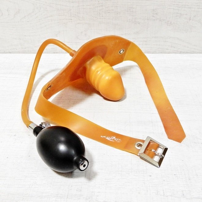 StFeLair's tweet photo. ☆Weekly Sale☆
なんと今週はこちら！
【Latexa】Inflatable Gag[Transparent]※訳あり40%OFF！ https://t.co/skDVk38lem https://t.co/95WB2bjBPV