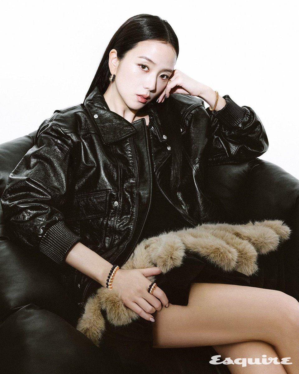 Q: What is something you often hear on set?

JISOO: I often hear, "Aren't you tired?" I think they ask because my energy level doesn't fluctuate much even after long hours of filming. I'm not naturally physically fit, but I think I've gotten used to it after working for so long.