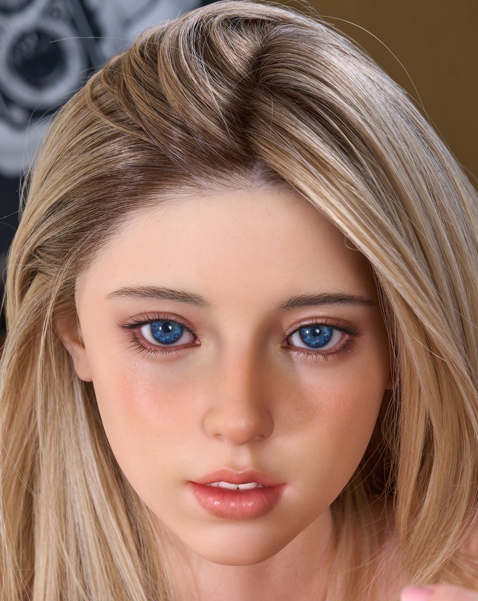 Meet Gynoid tweet media