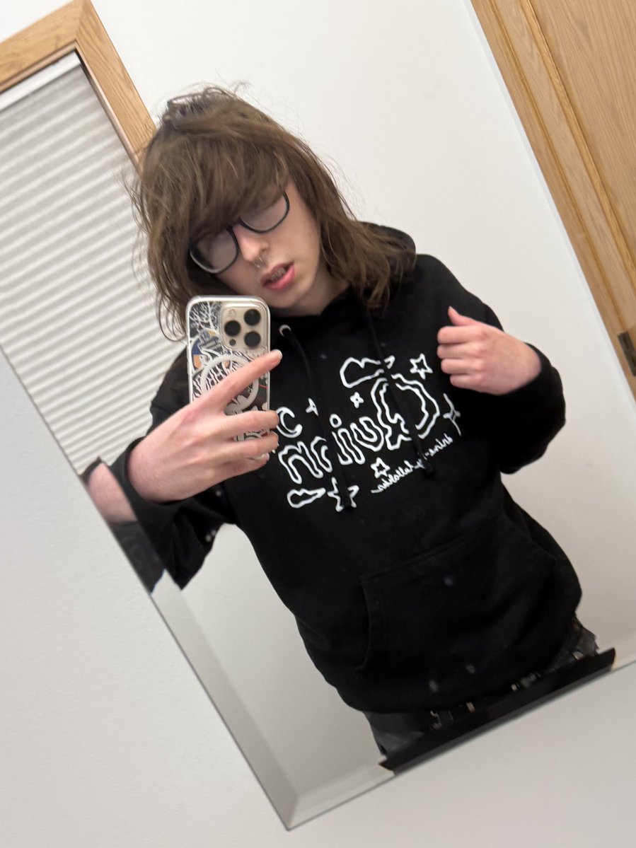 yarnserene tweet media