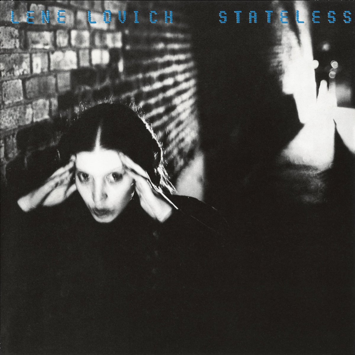 NuMusicNuLife's tweet image. #StellarSounds2026 #MyVersion #010/#300        

💿LENE LOVICH🎸STATELESS (1978)      

Posting 10 1970's lps for #InternationalWomensDay New wave/punk classic by the talented artist who lived in both the UK &amp;amp; the USA. Going into the '80s her lps were day-of-release buys for me!
