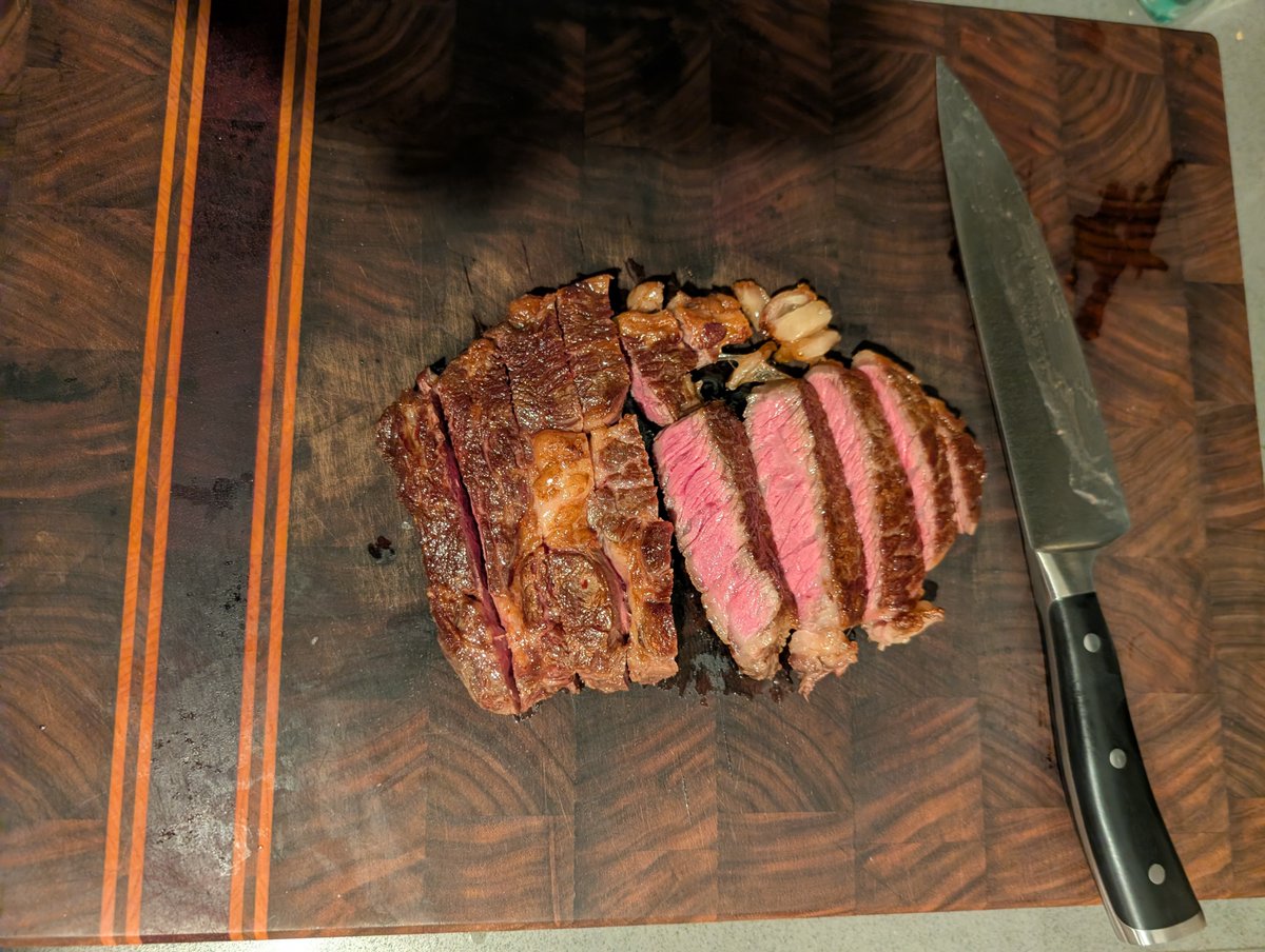 Tyler Glaiel tweet media