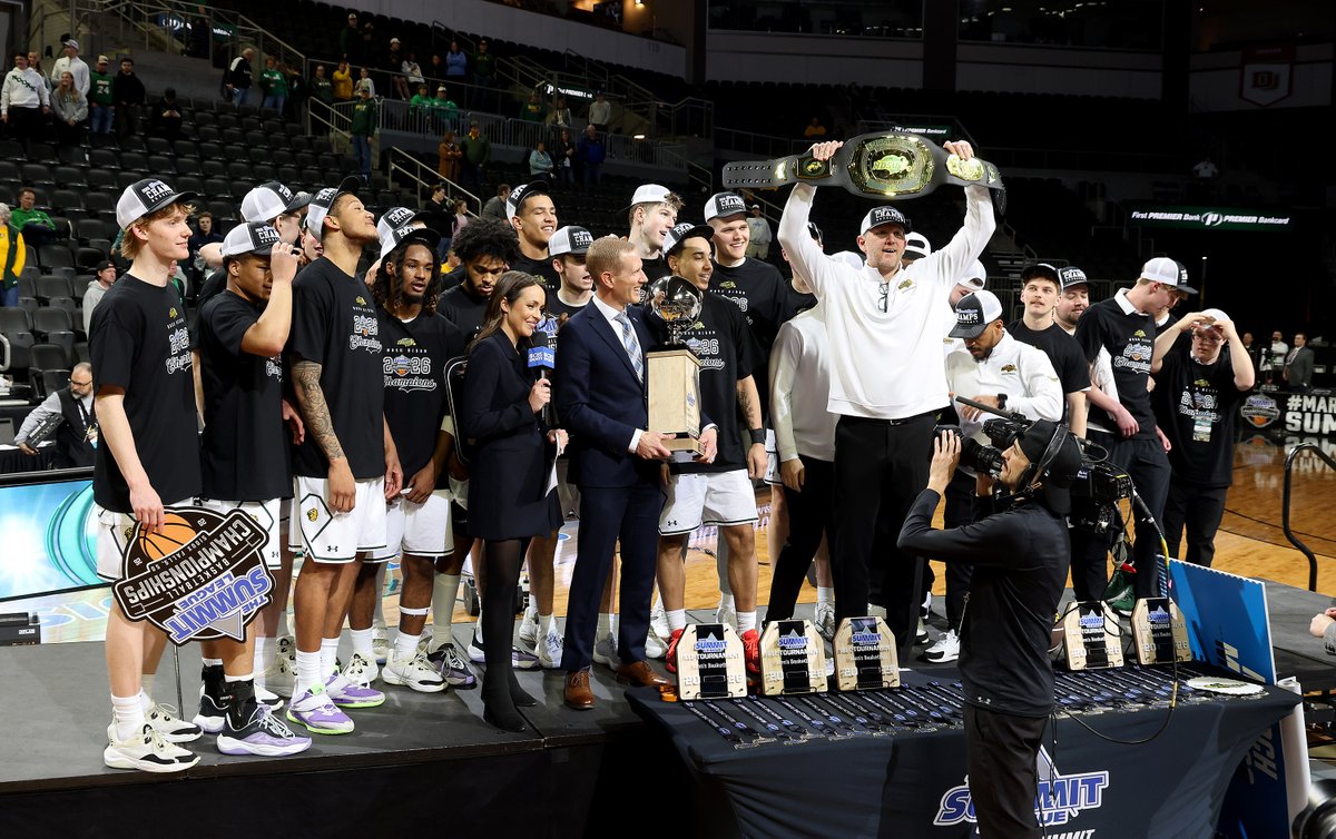 Summit Hoops tweet media