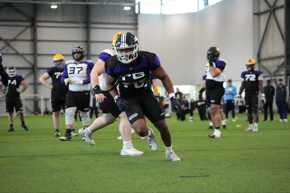 StFX X-Men Football tweet media