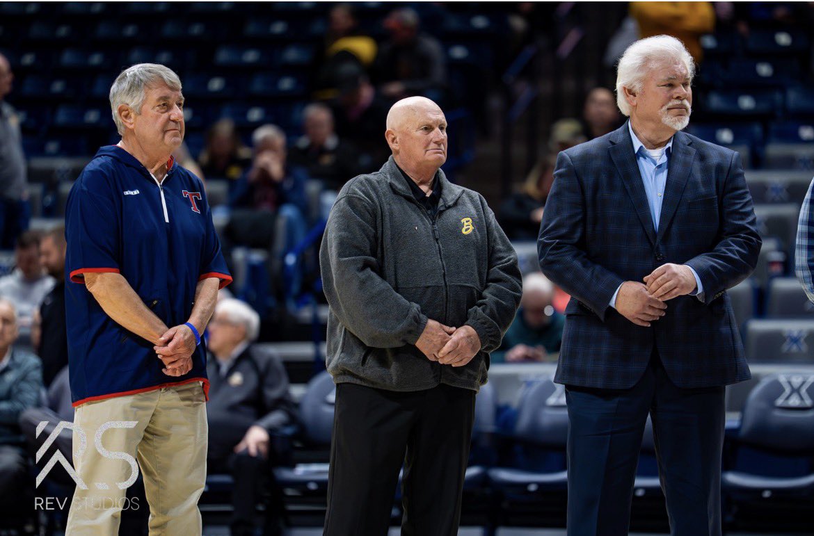 THS_BRAVE's tweet photo. Congratulations to Talawanda’s own Dan “Willie J” Wilhelm for being awarded the OHSAA Southwest District’s Dale E. Creamer Friend of Athletics Award!

Well deserved recognition for a true friend of Talawanda Athletics! 

https://t.co/laSShMR8Ht https://t.co/akC4uMDiyJ