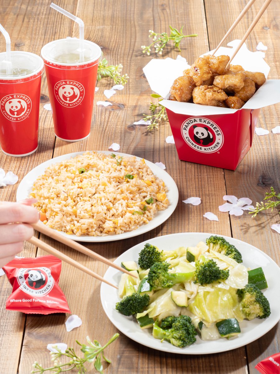 Panda Express Japan tweet media