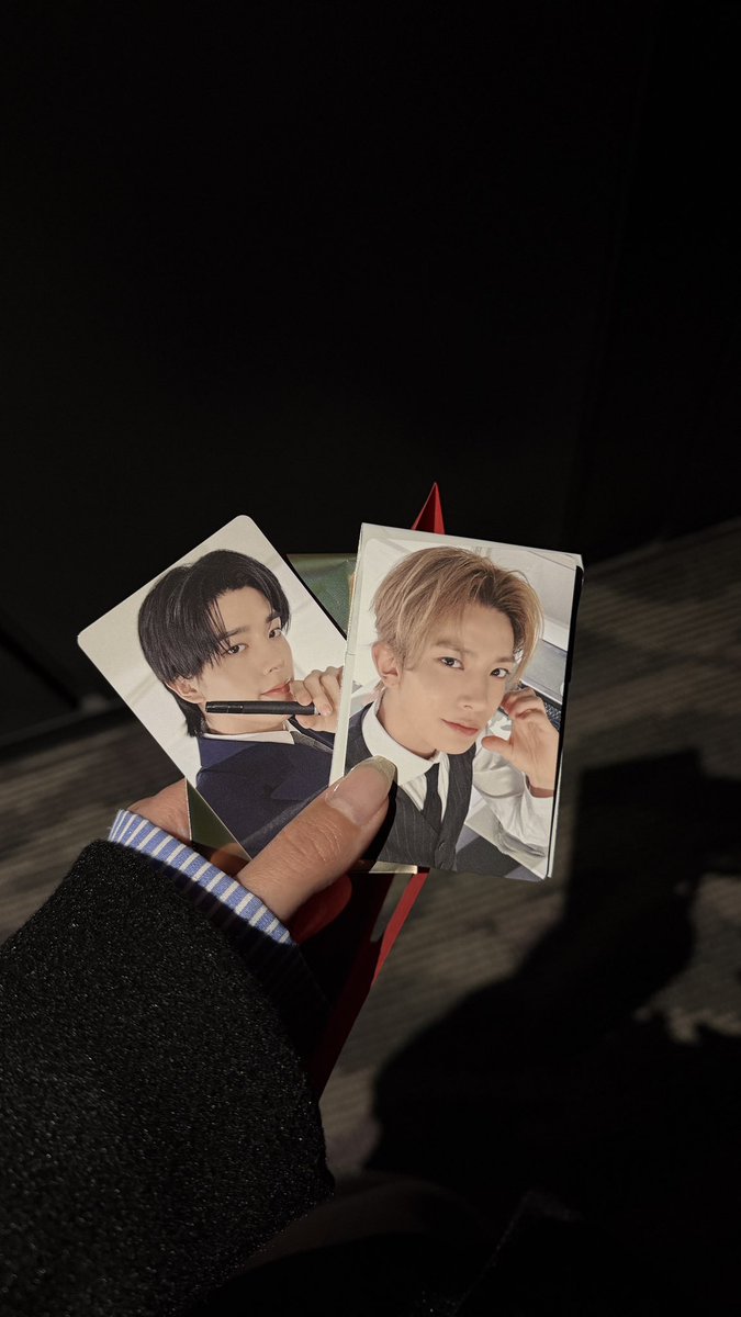 ( ◠‿◠ ) tweet media