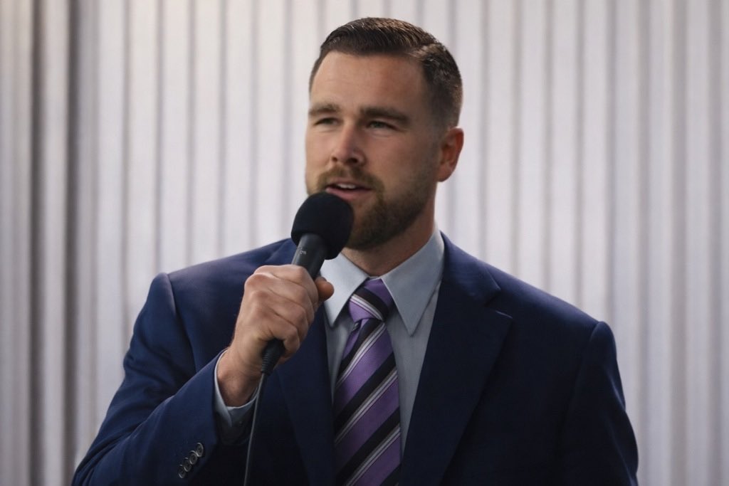 Chief Concerns tweet media