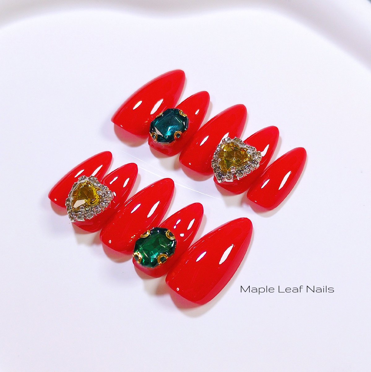 𝑴𝒂𝒑𝒍𝒆 𝑳𝒆𝒂𝒇 .ネイルチップ販売 tweet media