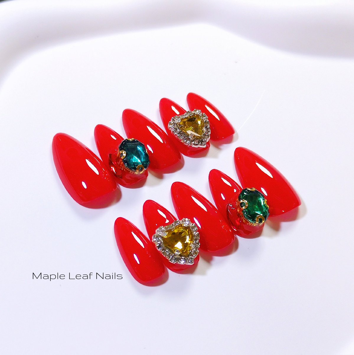 𝑴𝒂𝒑𝒍𝒆 𝑳𝒆𝒂𝒇 .ネイルチップ販売 tweet media