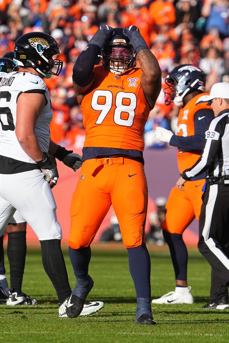 John Franklin-Myers tweet media