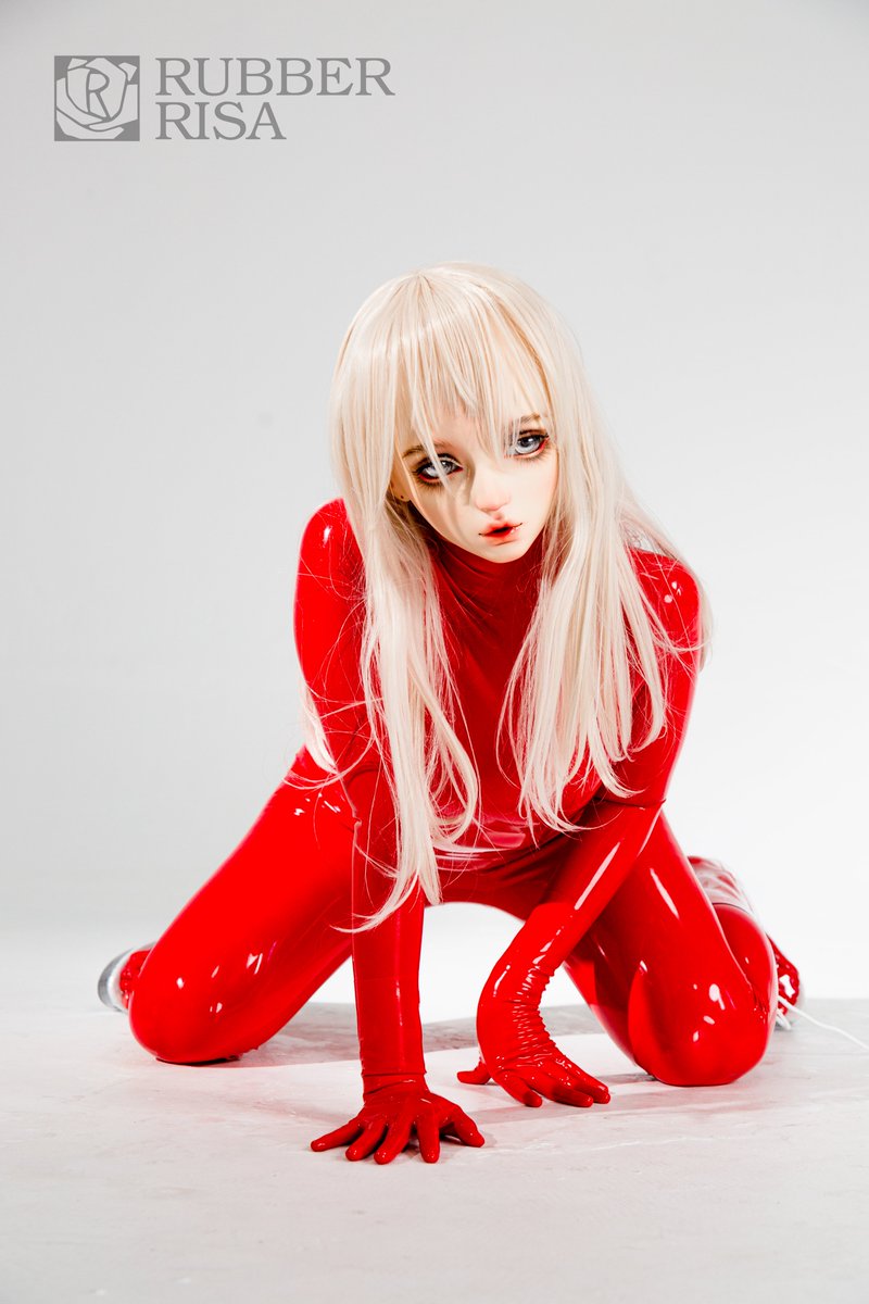 RubberRisa tweet media