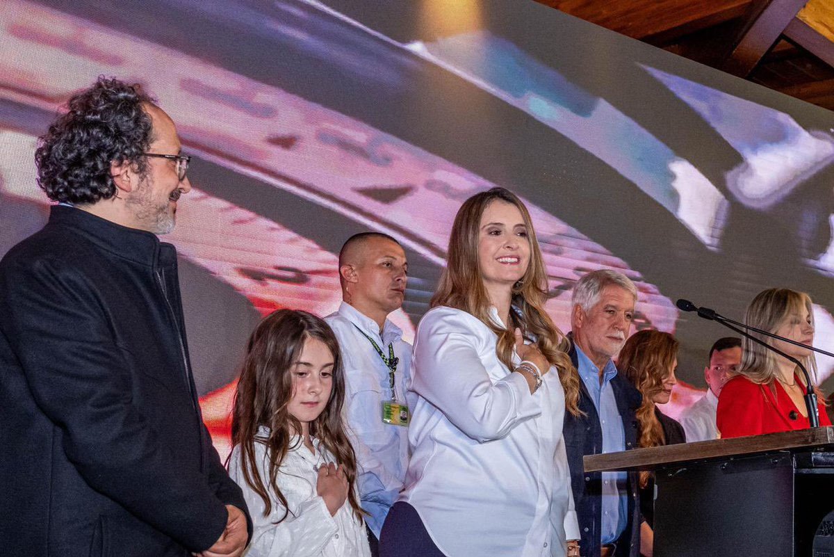 Paloma Valencia L tweet media