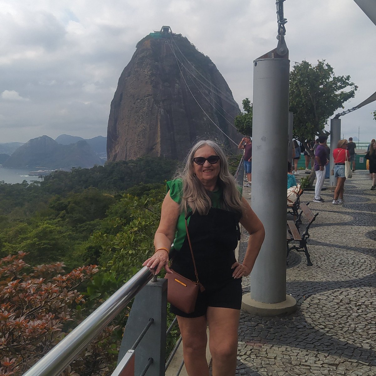 lauri_costa's tweet photo. #NewProfilePic https://t.co/j56ad3L76l
