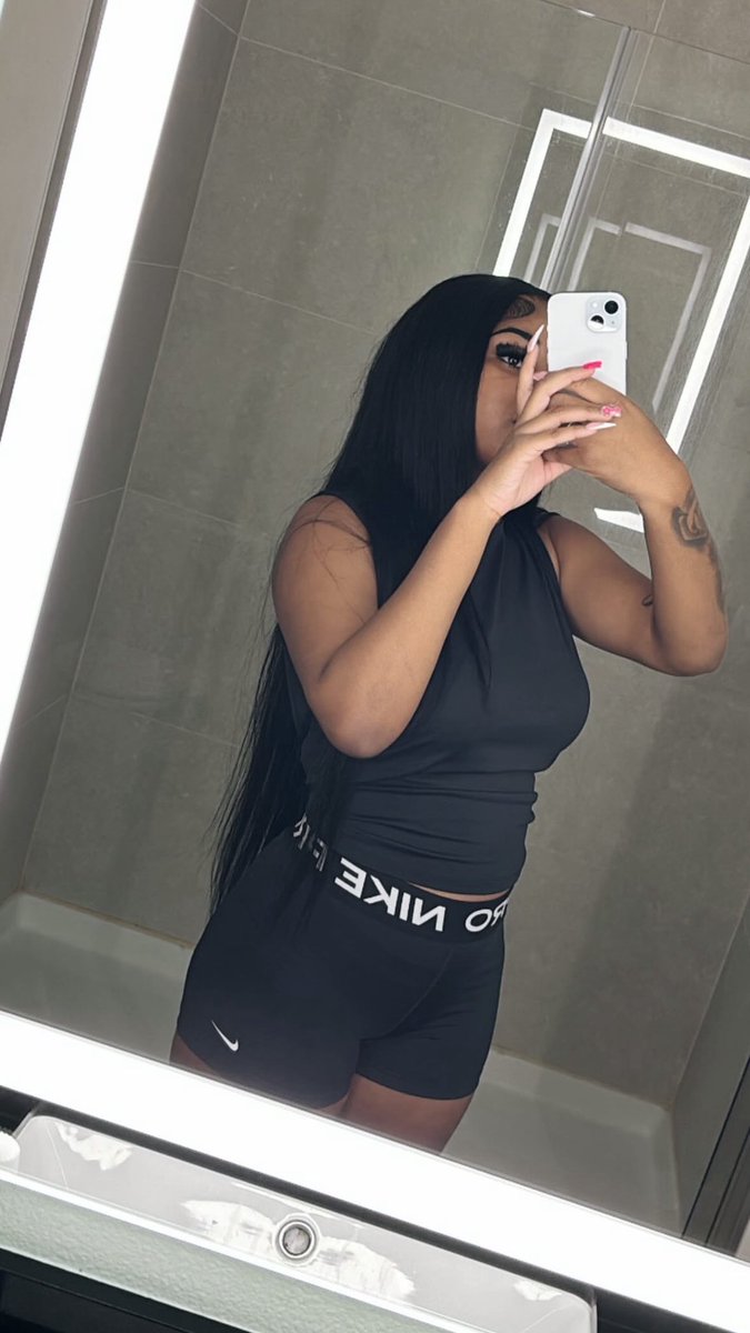 ms. london tweet media