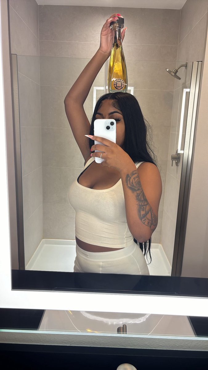 ms. london tweet media