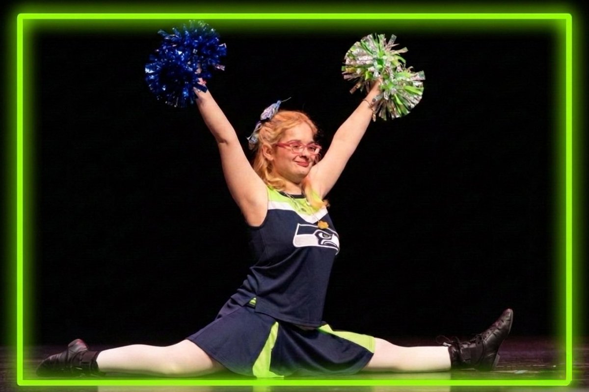 BrokenRoese's tweet photo. Happy International Women's Day!💜 Celebrating the strength of the sisterhood today.👯‍♀️ Bringing that sunshine energy to the stage because split happens!😉☀️ #IWD2026. #InternationalWomensDay. #MissAmazing. #SeahawksPride. #EnidEnergy. #Amplify2026. https://t.co/8le7zHIKYE