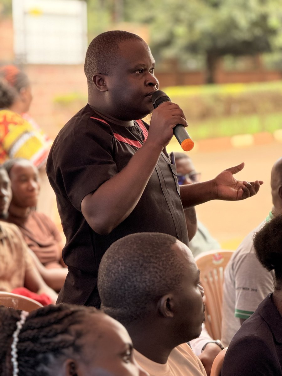 Rotary Club of KampalaCare tweet media