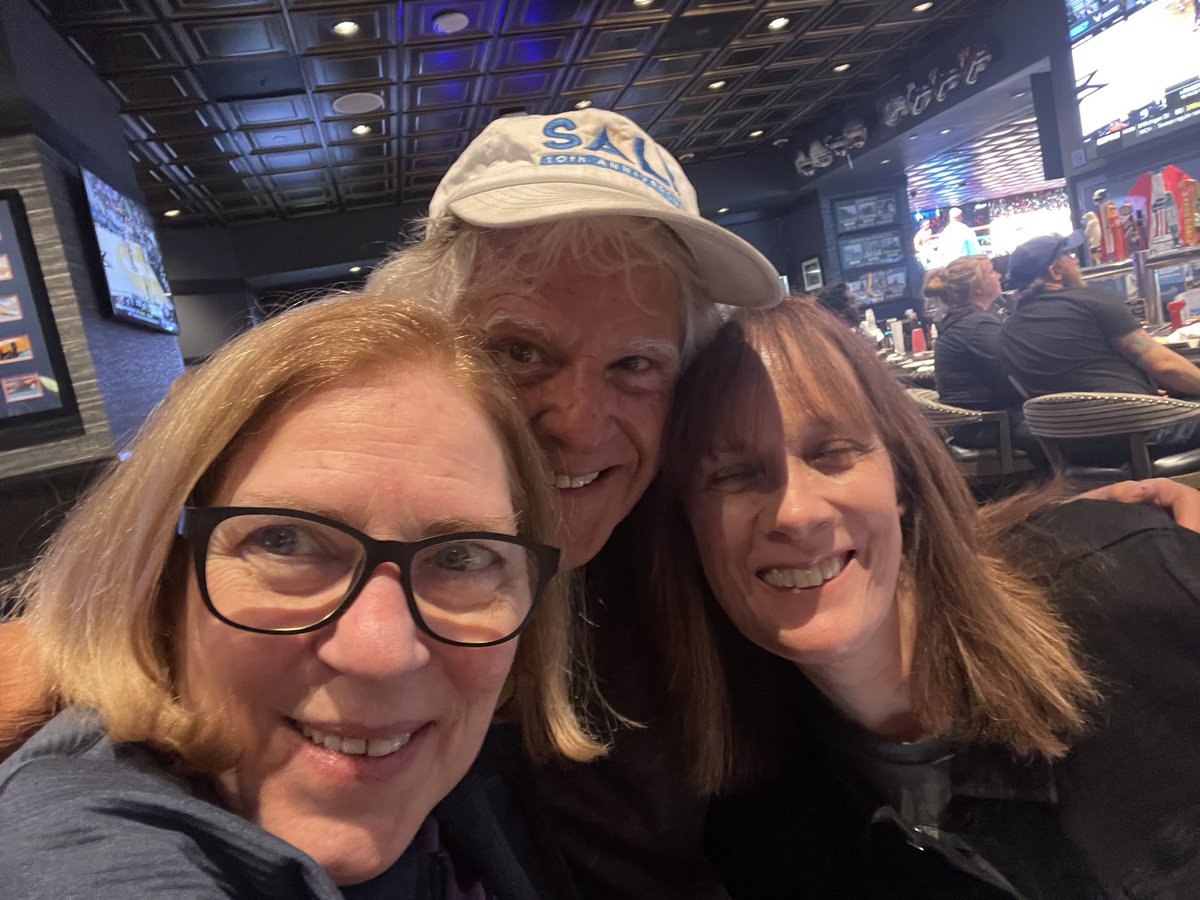 GreggMastersMPH's tweet photo. We’re here! #OG #pinksocks on @HIMSS ground. Hanging with the divas of #ahealthIT @carolflagg  @mssoftware. Per @Colin_Hung  #pinksocks meetup Tuesday 7-9p at @GilleysSports https://t.co/NcvMOwk7I8