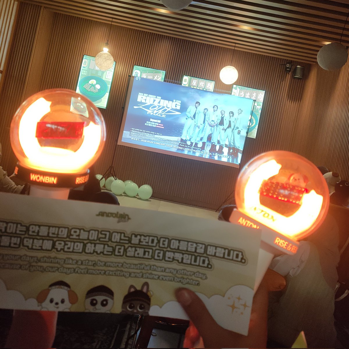 telurcplok's tweet photo. SERUUUU, MAKASIH KAKAK KAKAK UNTUK EVENT NYAA! 😍🧡🧡
@andolbin_band https://t.co/NrEYDwjecN