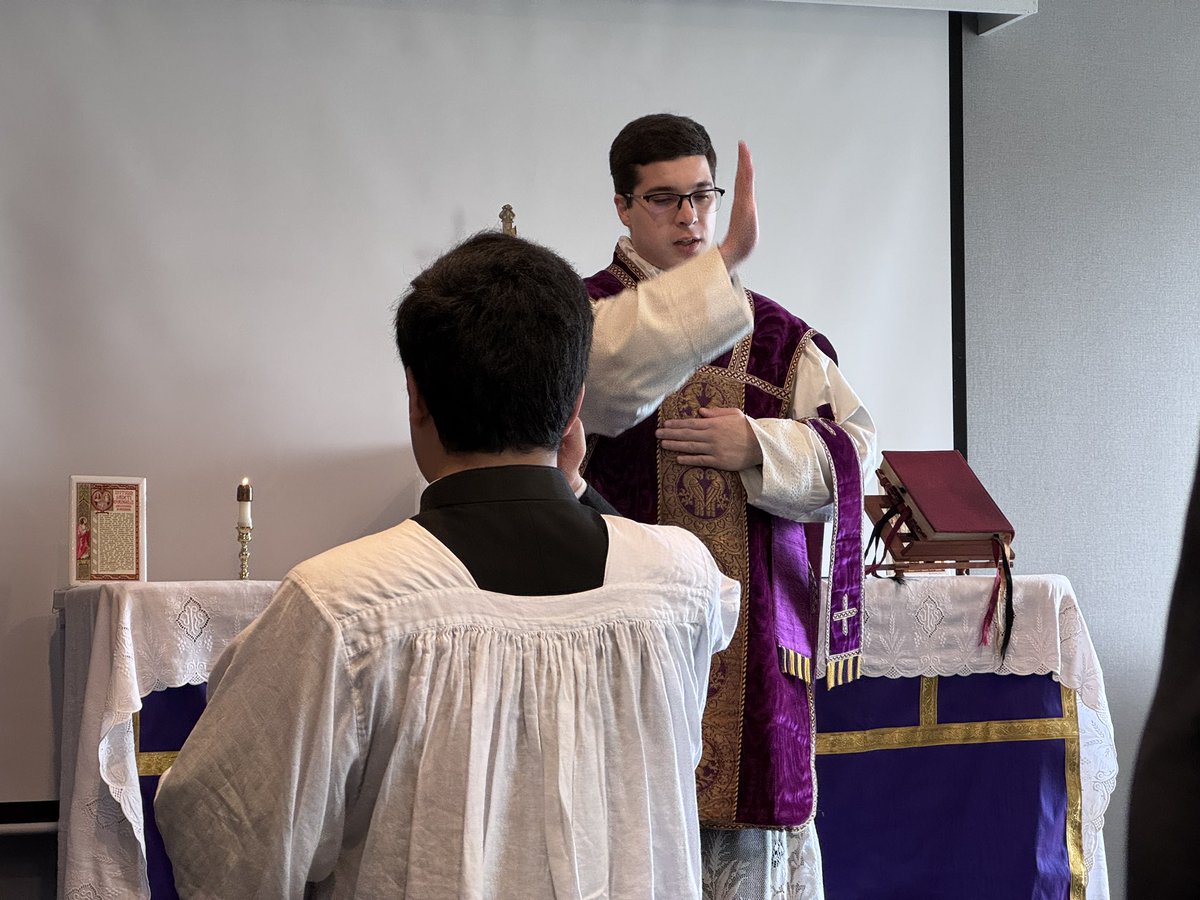 Roman Catholic Media tweet media