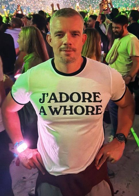 popculture (@notgwendalupe) on Twitter photo 