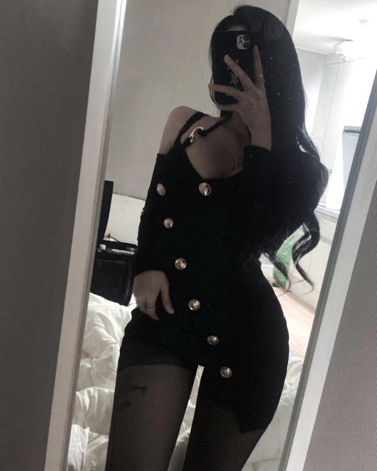 눈 뜨자마자 네 생각이 제일 먼저 났어.
오늘도 이렇게 예쁜 하루 되자, 안녕~
#섹트 #맘눌뎀  #서울