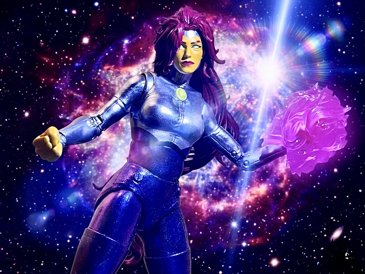 Opened up <a href="/DCOfficial/">DC</a>’s Blackfire from <a href="/mcfarlanetoys/">McFarlane Toys</a> with my son this morning, then realized it’s International Women’s Day, so had to make this image.

#internationalwomensday #dccomics #mcfarlane_toys_official #mcfarlanefanday #blackfire