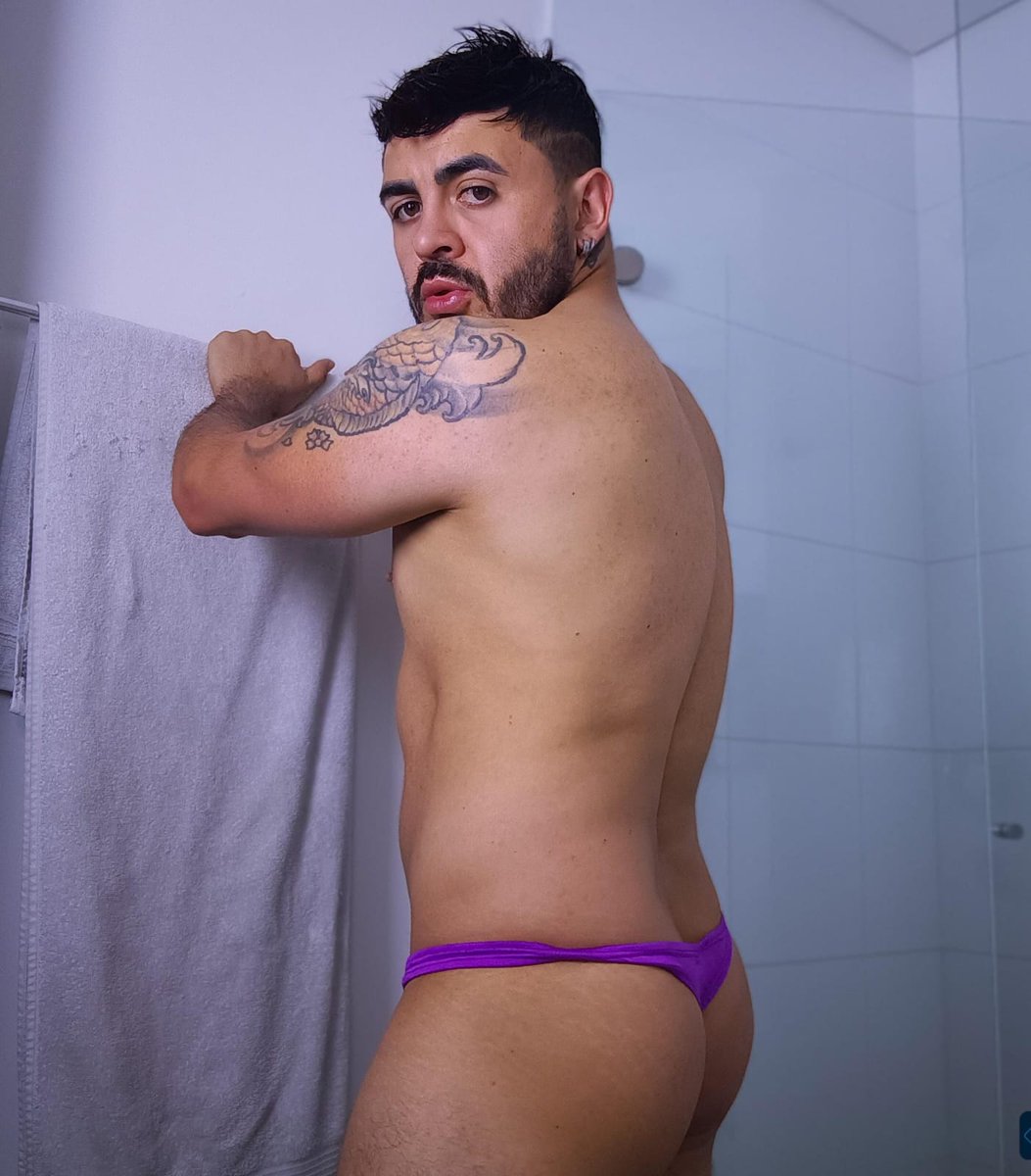 arixmateus's tweet photo. 😈🤤 https://t.co/g9MzQNJJku