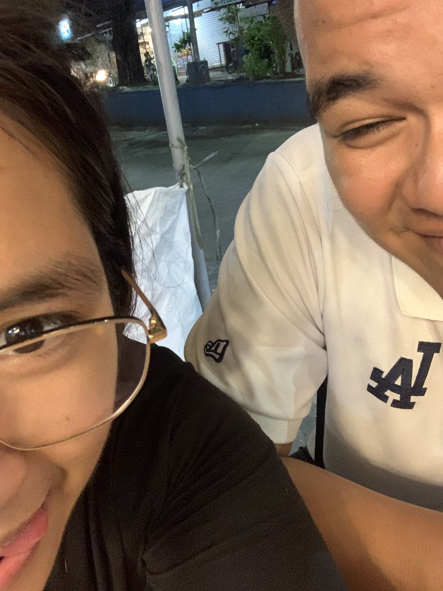 pineapplejusi's tweet photo. yin yang https://t.co/0XxygdlgJF