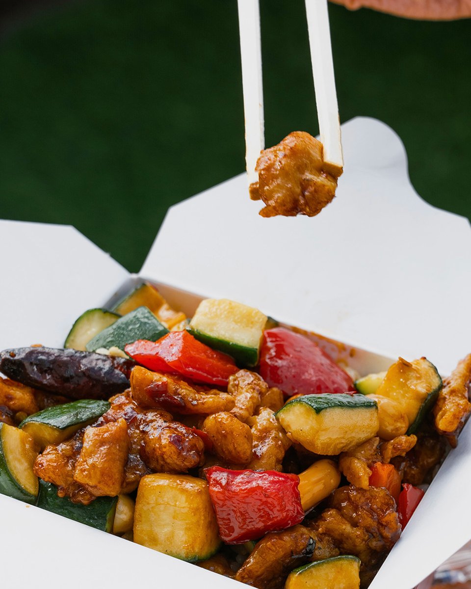 Panda Express Japan tweet media