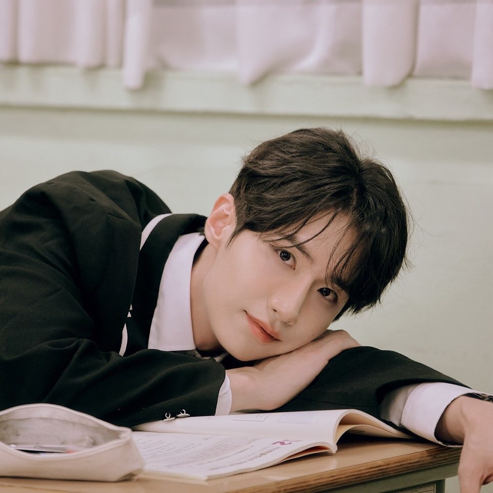 🪨 ⁴/¹²Ð → 턍 🌺🎗 tweet media