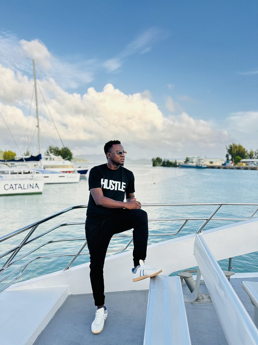 Sir. Aludah 👑 tweet media