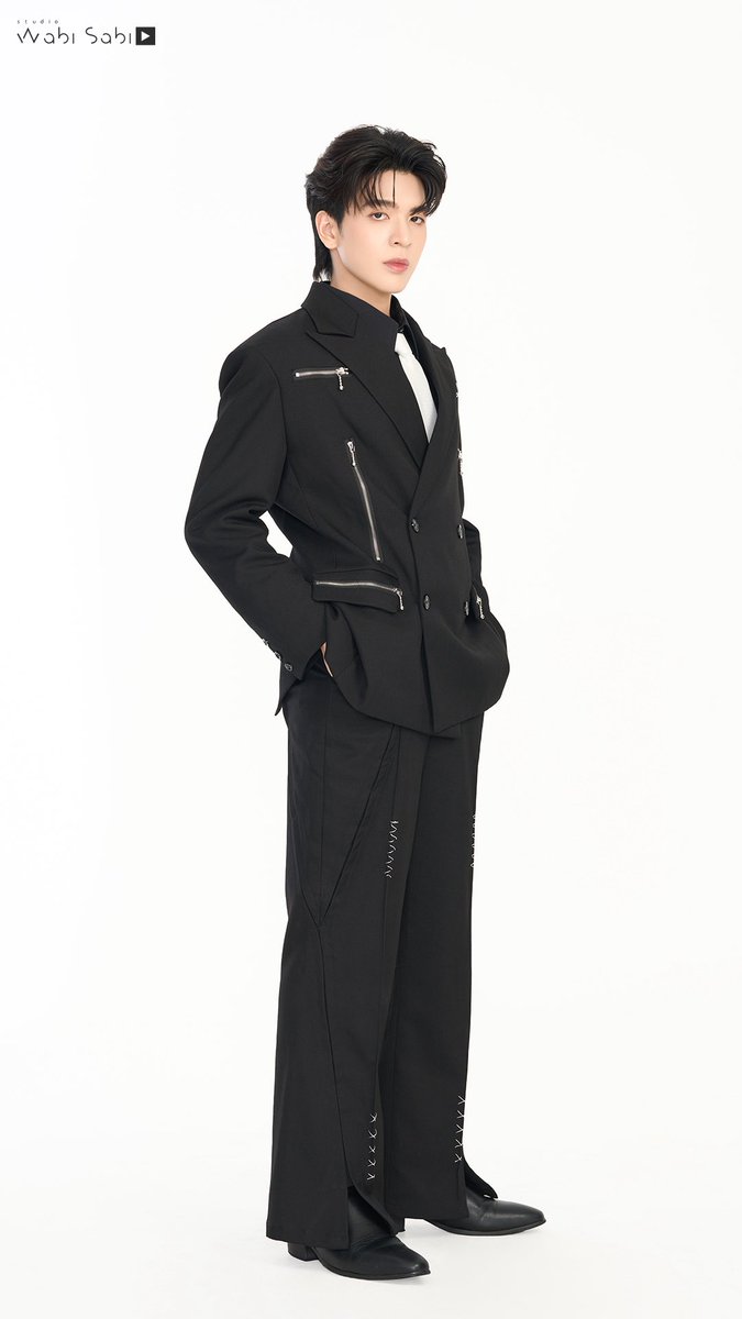 Artist wallpaper | STUDIO WABI SABI

PIE Saranvut Nittayasuthi
(พาย) ศรัณวุฒิ นิตยสุทธิ
<a href="/SaranPie/">ไทป์แกเป็นไงนี่ไทเกอร์</a> 

🔗Download Profile 2026 
drive.google.com/drive/folders/…

#StudioWabiSabi