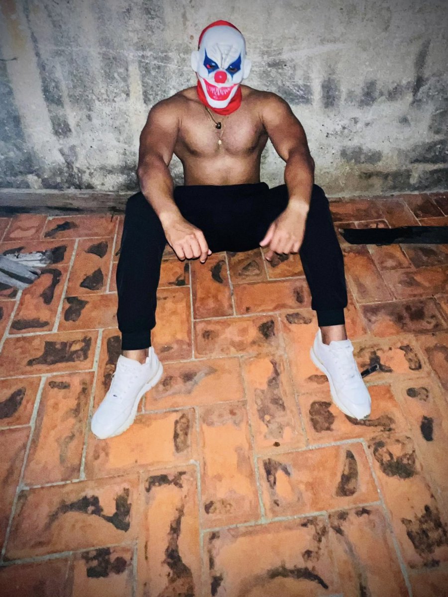 Cuban mystery tweet media