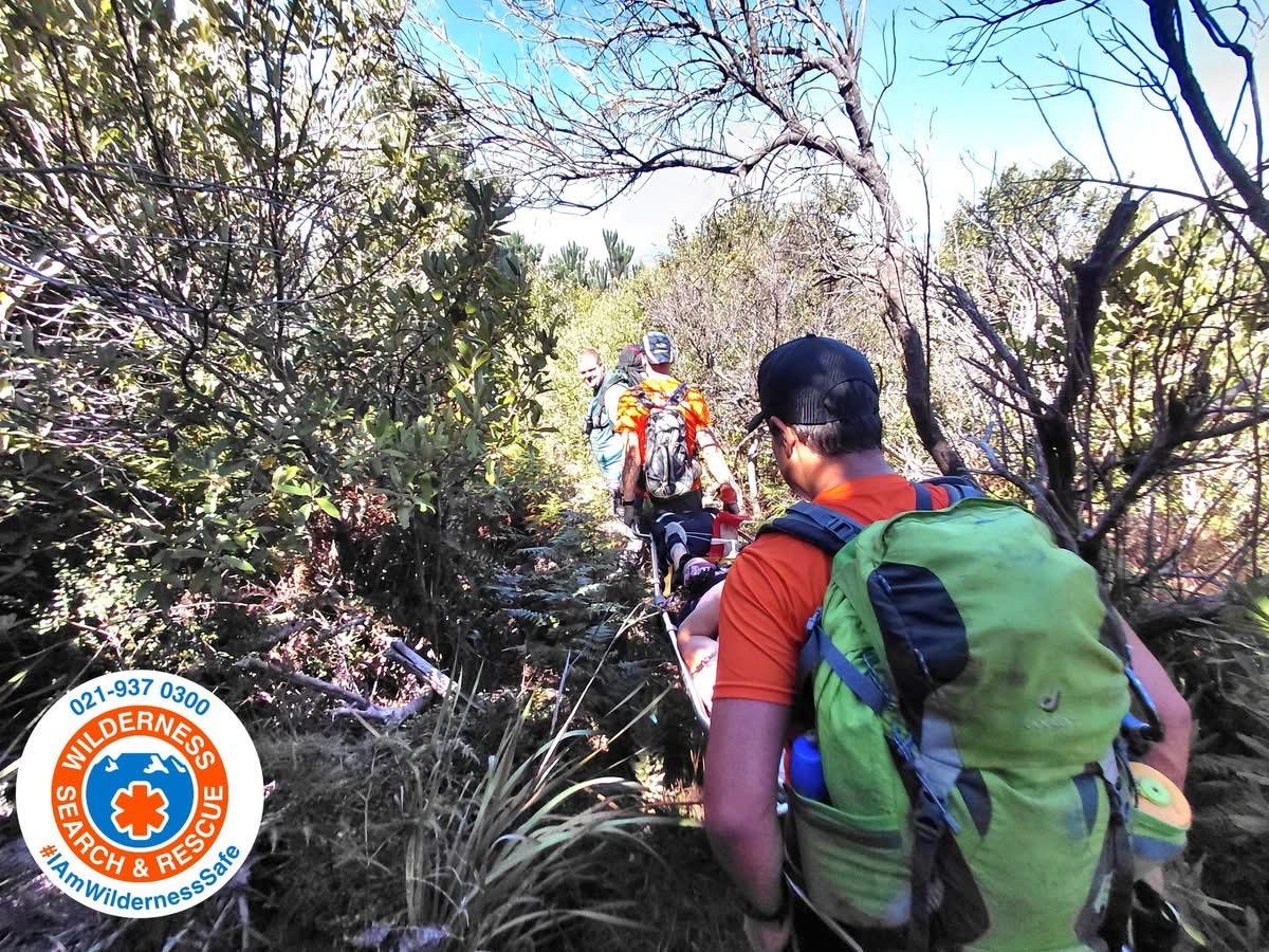 TheCapeArgus's tweet image. ⛰️ Rescue teams sprang into action to assist an injured hiker on the Vlakkenberg Trail, highlighting the challenges and risks faced during mountain rescues in Cape Town.

Read More: capeargus.co.za/news/2026-03-0…

#CapeTown #MountainRescue #HikingSafety #CapeArgus