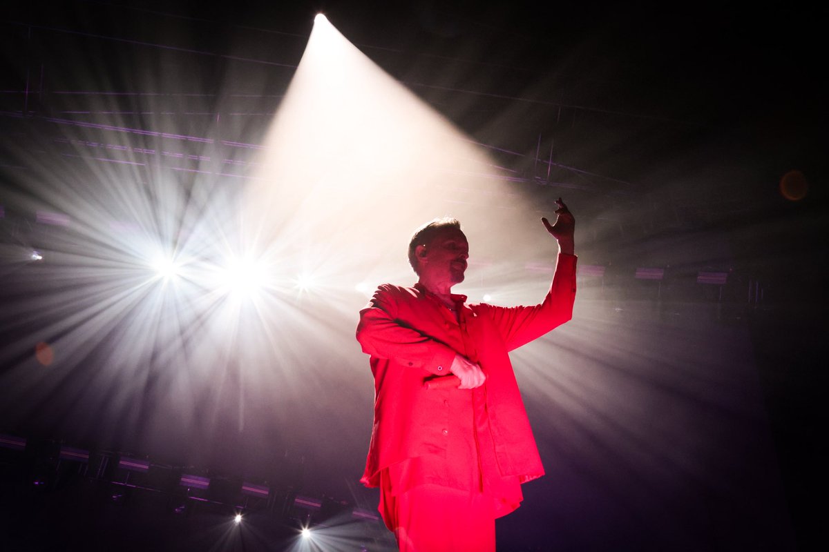 Miguel Bosé tweet media