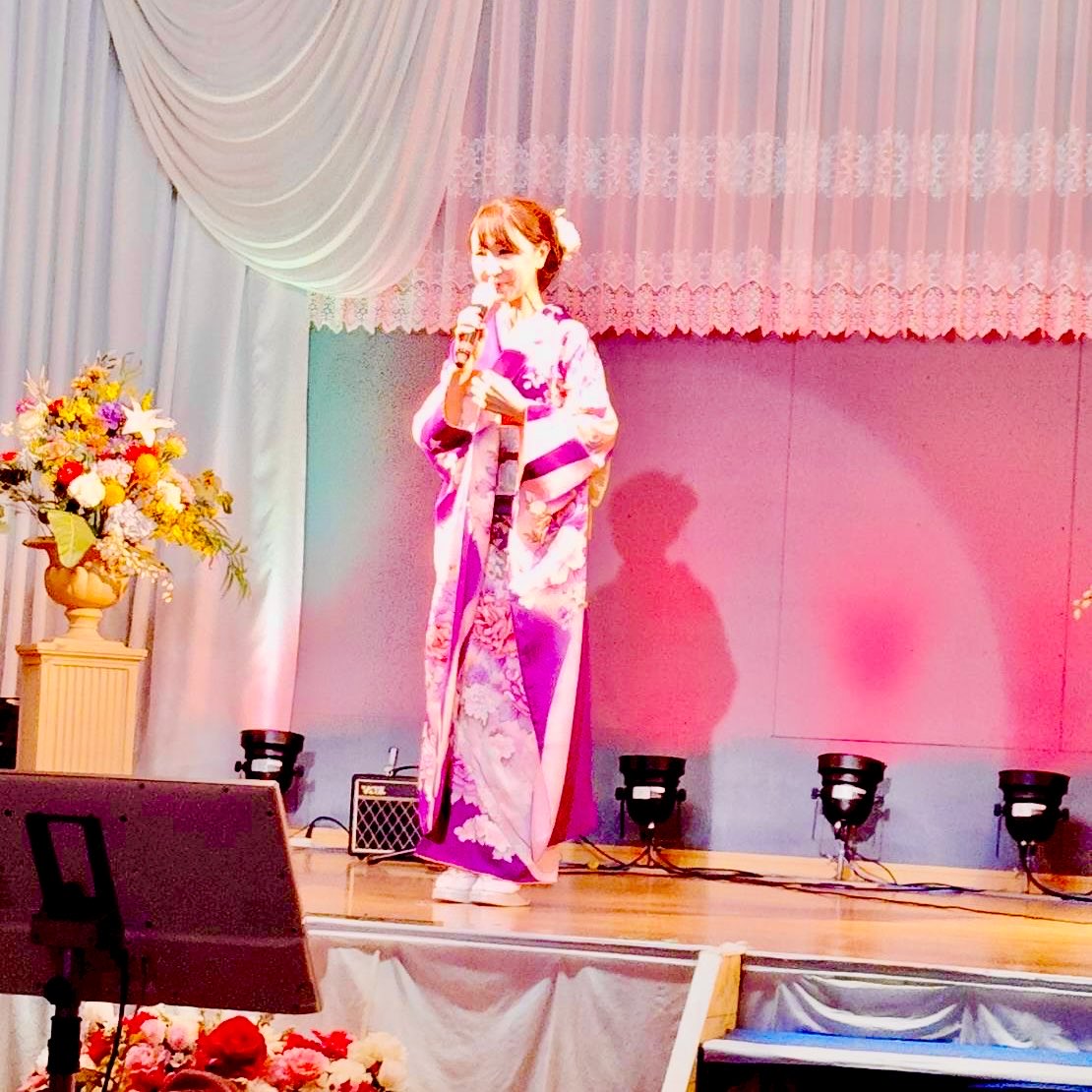 misato25y's tweet photo. 🤍🤍🤍

岡山県 #赤磐市
カラオケホール
#ニューマドカ

イベントゲスト出演🎤✨

びっくり❣️
おっきなカラオケ喫茶店でした‼️
岡山県内なのに初めで伺いました❣️

#山口みさと
#演歌歌手
#瀬戸内恋歌 https://t.co/wij7LJQKB1